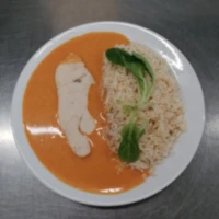 Fotografie jídla Krůtí prsa na paprice, dušená rýže