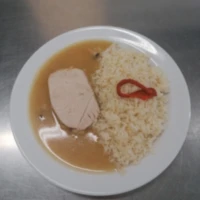 Fotografie jídla Krůtí prsa na slanině, dušená rýže