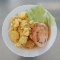 Fotografie jídla Kuřecí italská roláda se sušenými rajčaty, vařený brambor