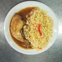 Fotografie jídla Kuřecí stehno ala bažant, zeleninový bulgur