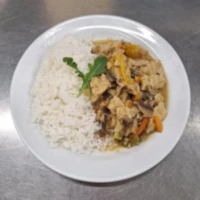 Fotografie jídla Proteinové nudličky se zeleninou, jasmínová rýže