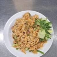 Fotografie jídla Smažená rýže s kimchi (slanina, jarní cibulka)