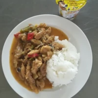 Fotografie jídla Sojové nudličky s asijskou zeleninou, jasmínová rýže