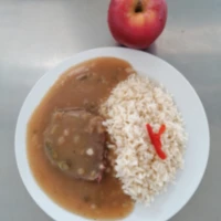 Fotografie jídla Znojemská hovězí pečeně, dušená rýže