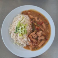 Fotografie jídla Vepřové nudličky na paprikách, dušená rýže