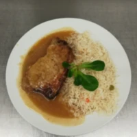 Fotografie jídla Vepřový plátek, dušená zeleninová rýže