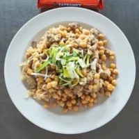 Fotografie jídla Cizrna po jihočesku (cizrna, vepřové maso, zelí)