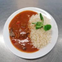 Fotografie jídla Cikánská hovězí pečeně, dušená rýže